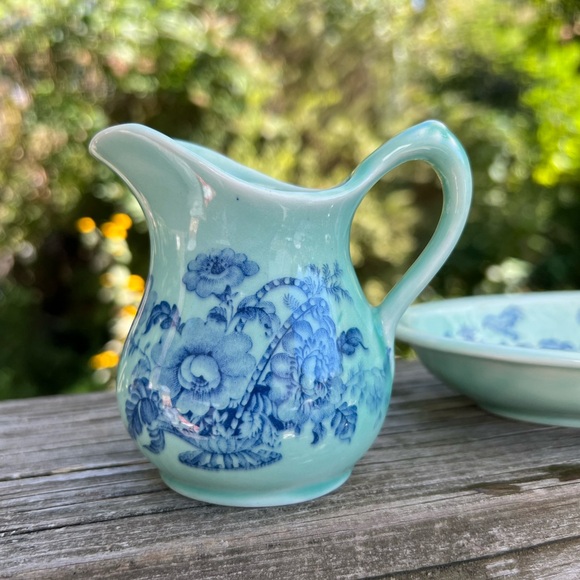 Charlotte Royal Crownford Staffordshire England Soap dish And Pitcher Set - Picture 8 of 15